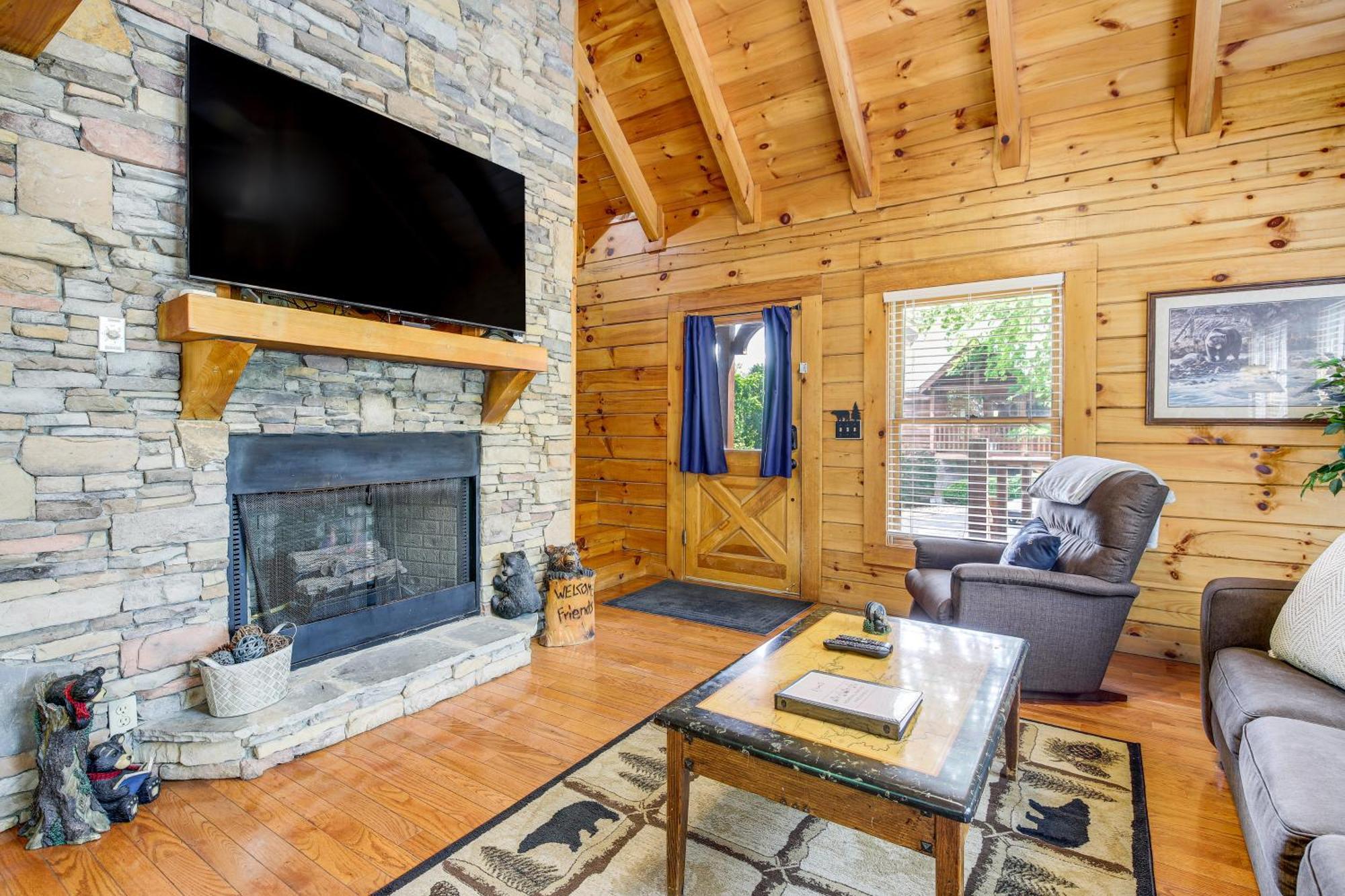 Pigeon Forge Cabin Premier Location And Hot Tub Zewnętrze zdjęcie